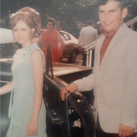 Meet your Posher, Marissa and David - Picture 3 of 10